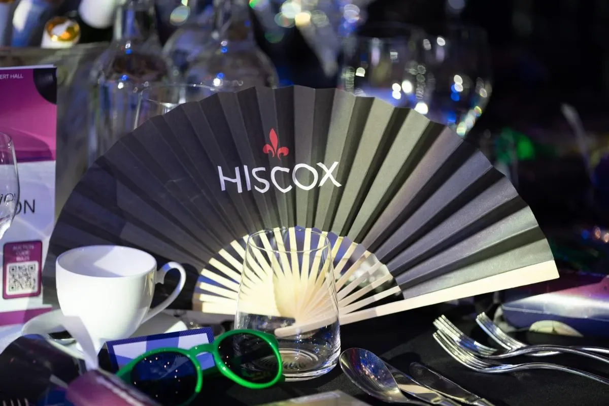 Awards paper fan - Hiscox